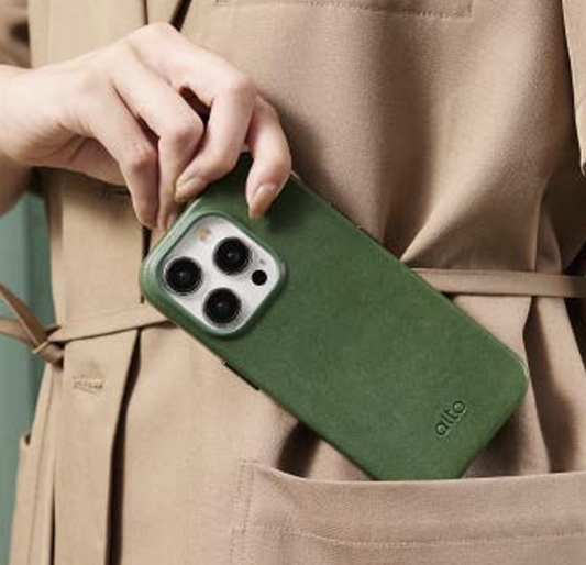 Alto Uplop Magnetic Stand Case with MagSafe for iPhone 17 Series (2025)