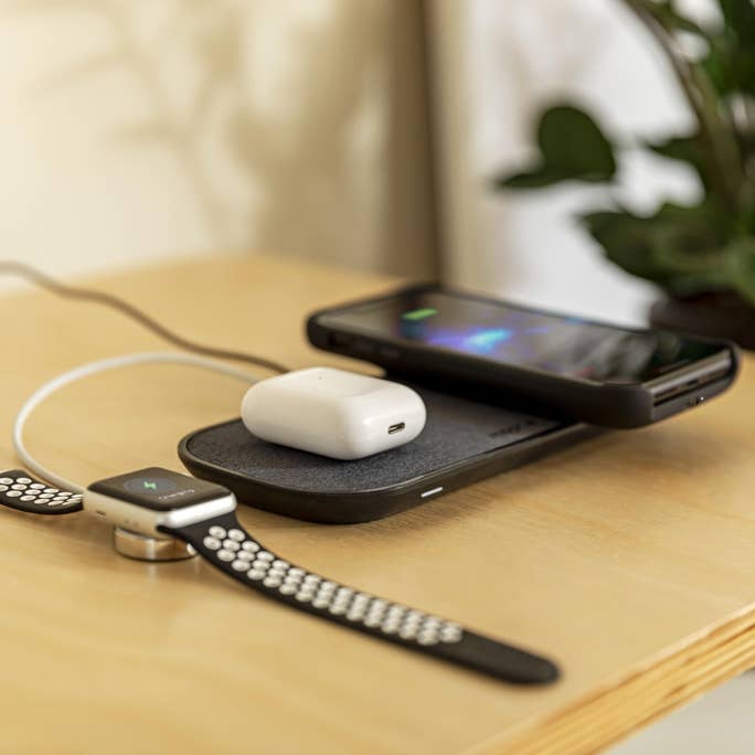 Mophie Wireless Charging Dual Pad (10W & 7.5W), Black