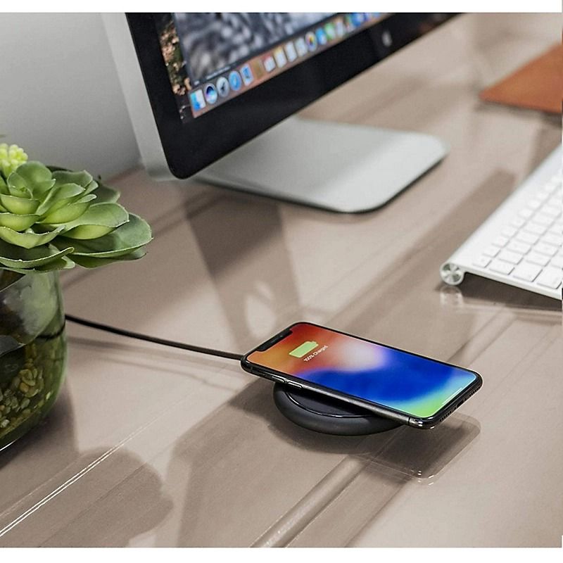 Mophie Charge Stream Universal Wireless Pad Plus (10W & 7.5W), Black (Used)