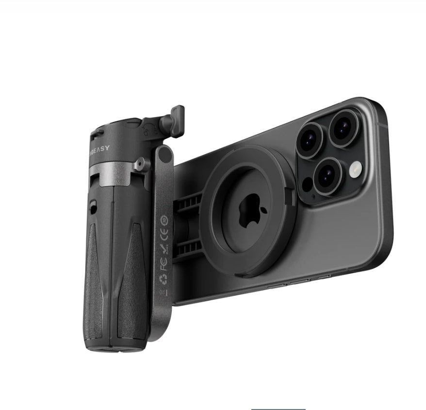 MAGEASY FreeLens Selfie Stick - Black