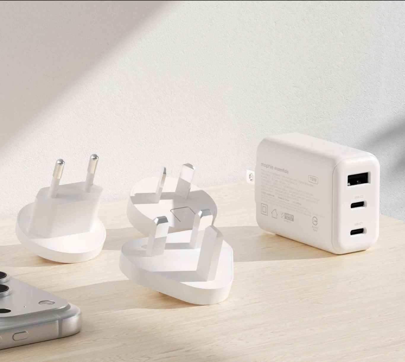 Mophie Essentials 70W GaN Wall Charger 3 Ports 2C1A with US/AUS/EU/UK Travel Pin - White